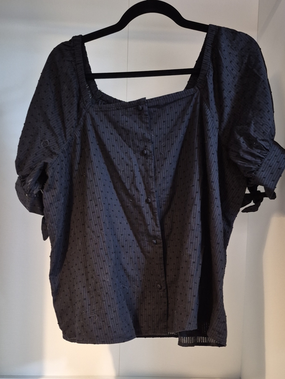LC Lauren Conrad Black Textured Puff-Sleeve Button Front Top